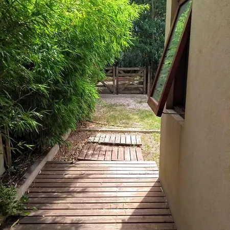 Άνετο Κεντρικό Διαμέρισμα. Larissa Exterior photo